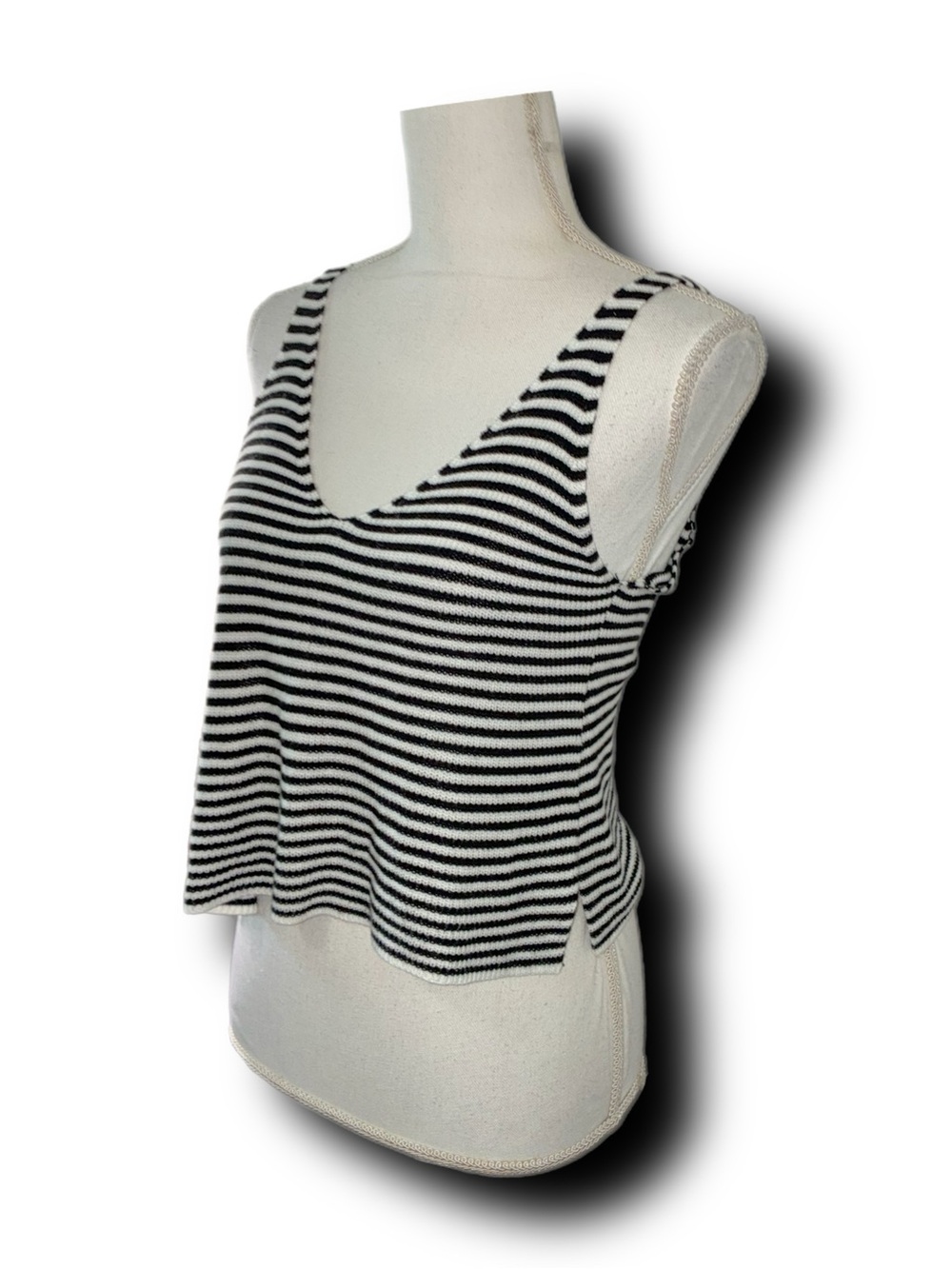 Forever 21 Black & White Striped V-Neck Knit Tank - Picture 6 of 7